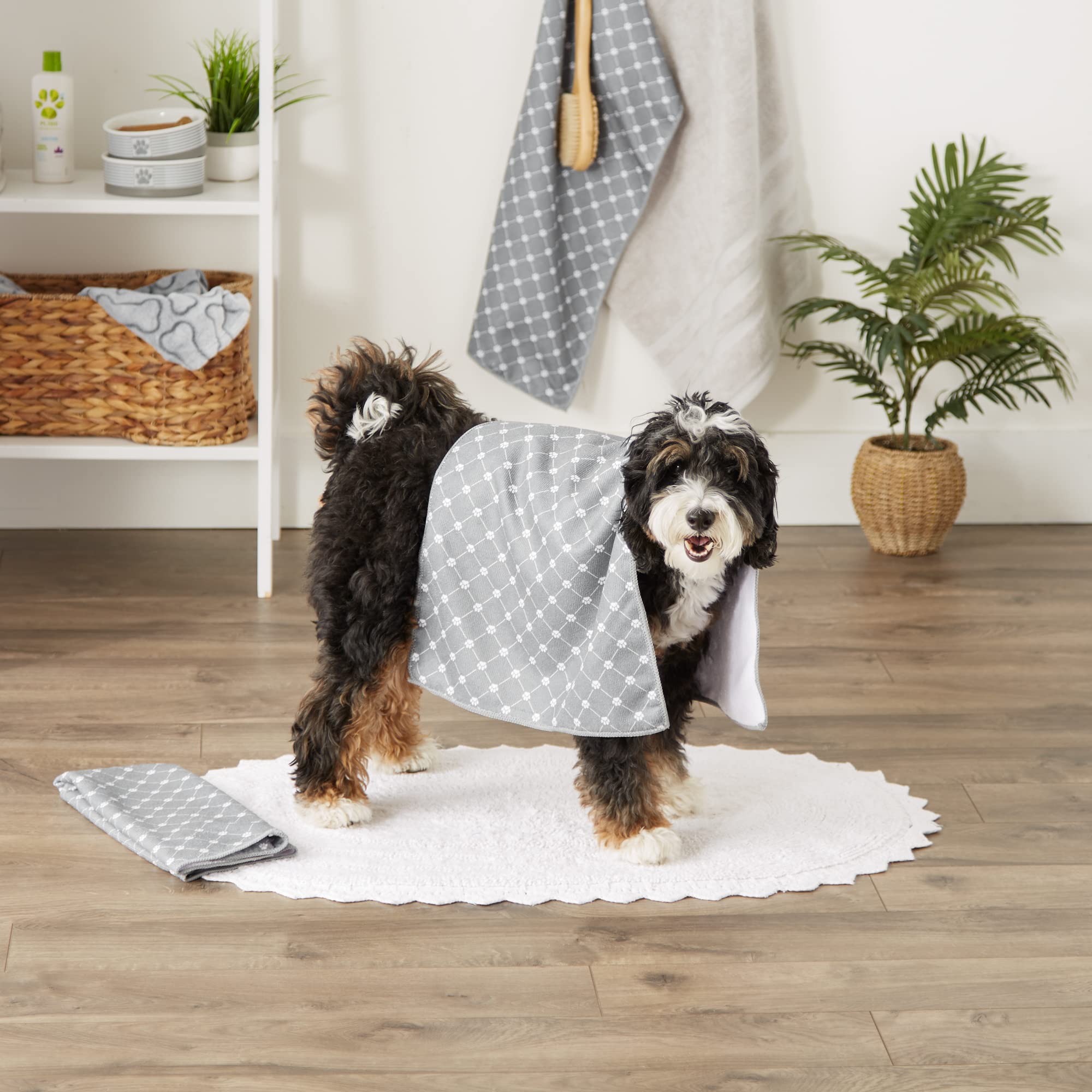 Bone Dry Pet Grooming Towel Collection Trellis Print, Microfiber Absorbent Drying Set, 15x30, Gray, 3 Count - Image 5
