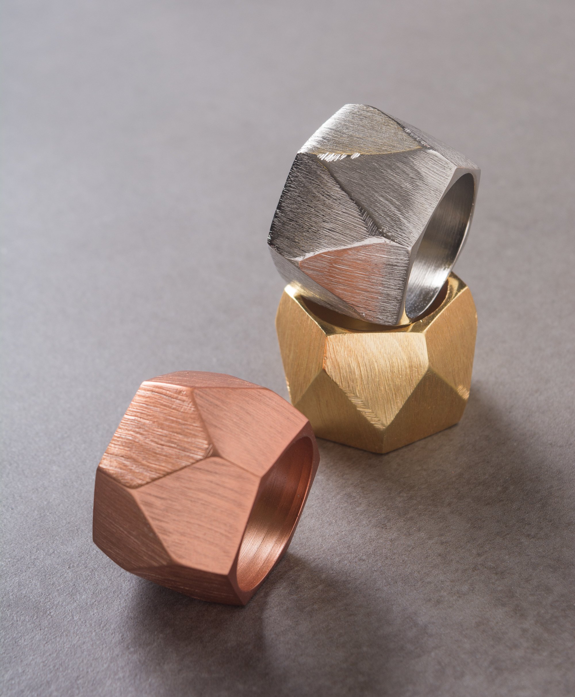 DII Decorative Geometric Napkin Ring Set, Triangle Band Gold, 6 Count - Image 9