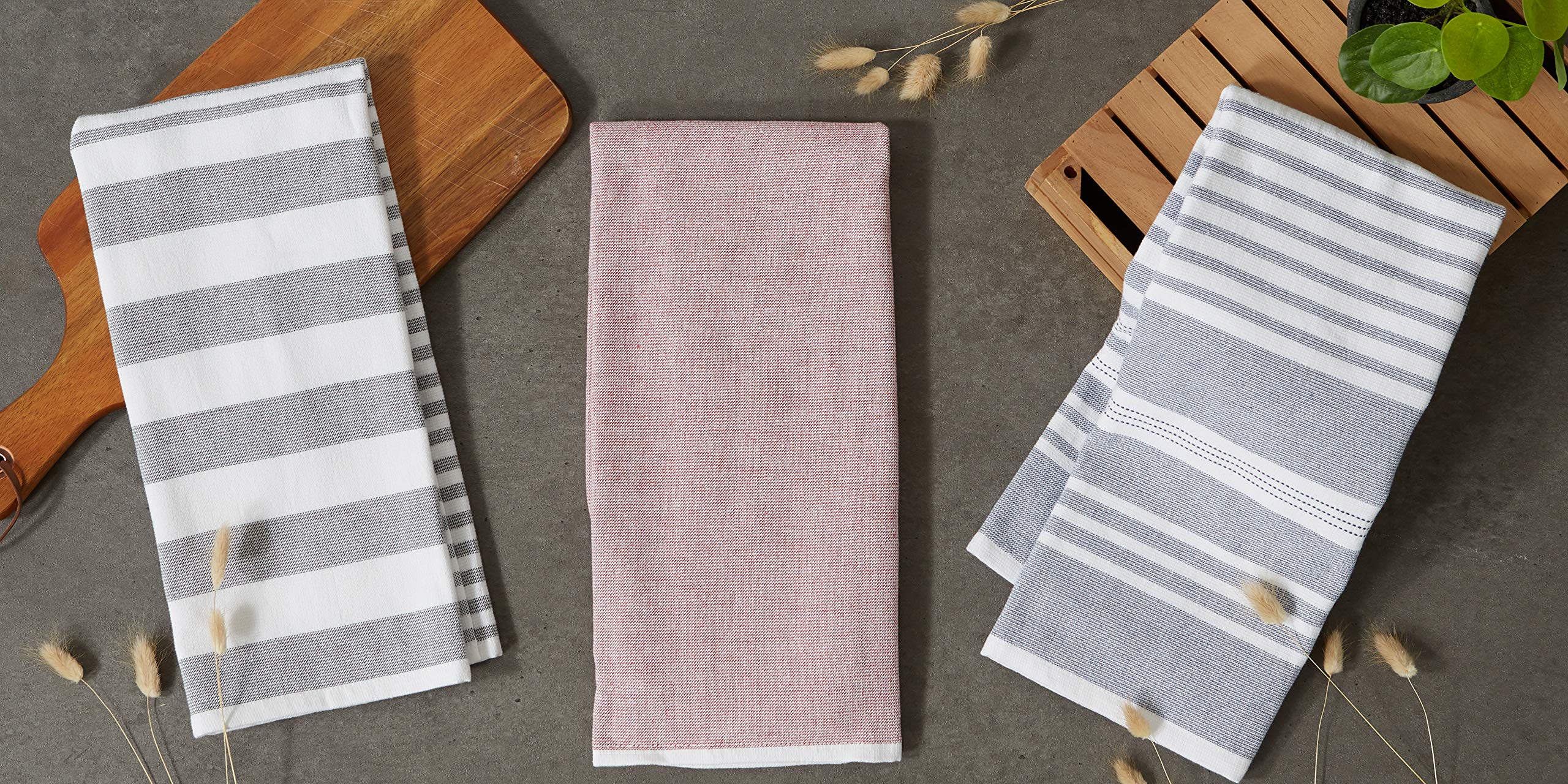 DII French Terry Collection Kitchen Dishtowel Set, 18x28, Barn Red Chambray Solid, 3 Piece - Image 6