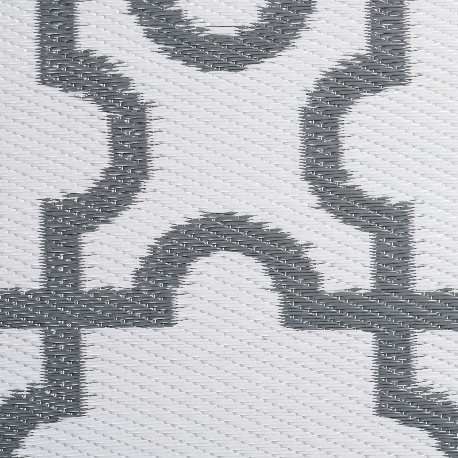 DII Reversible Outdoor Lattice Woven Rug, 4x6 Ft, Gray - Image 5