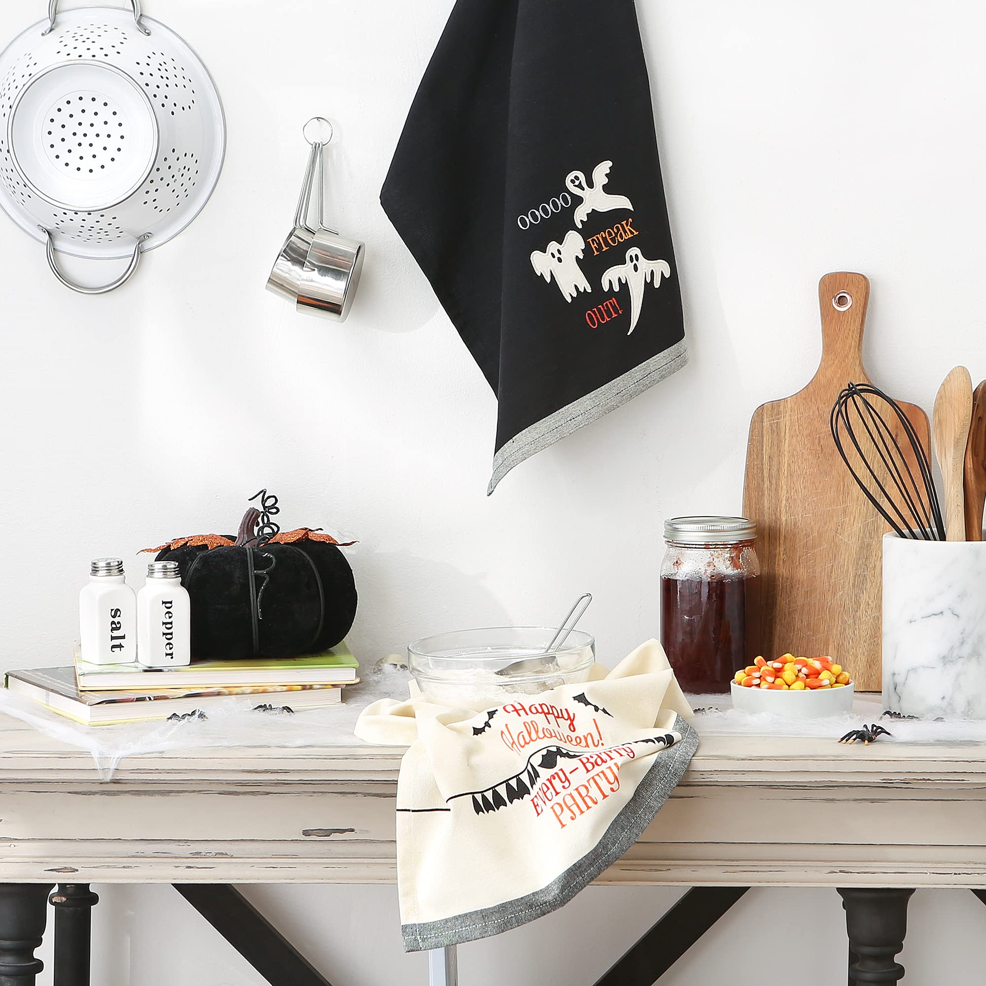 DII Spooky Kitchen Towel Collection Halloween Décor Printed Dishtowel Set, 18x28, Bats & Ghosts, 2 Count - Image 6